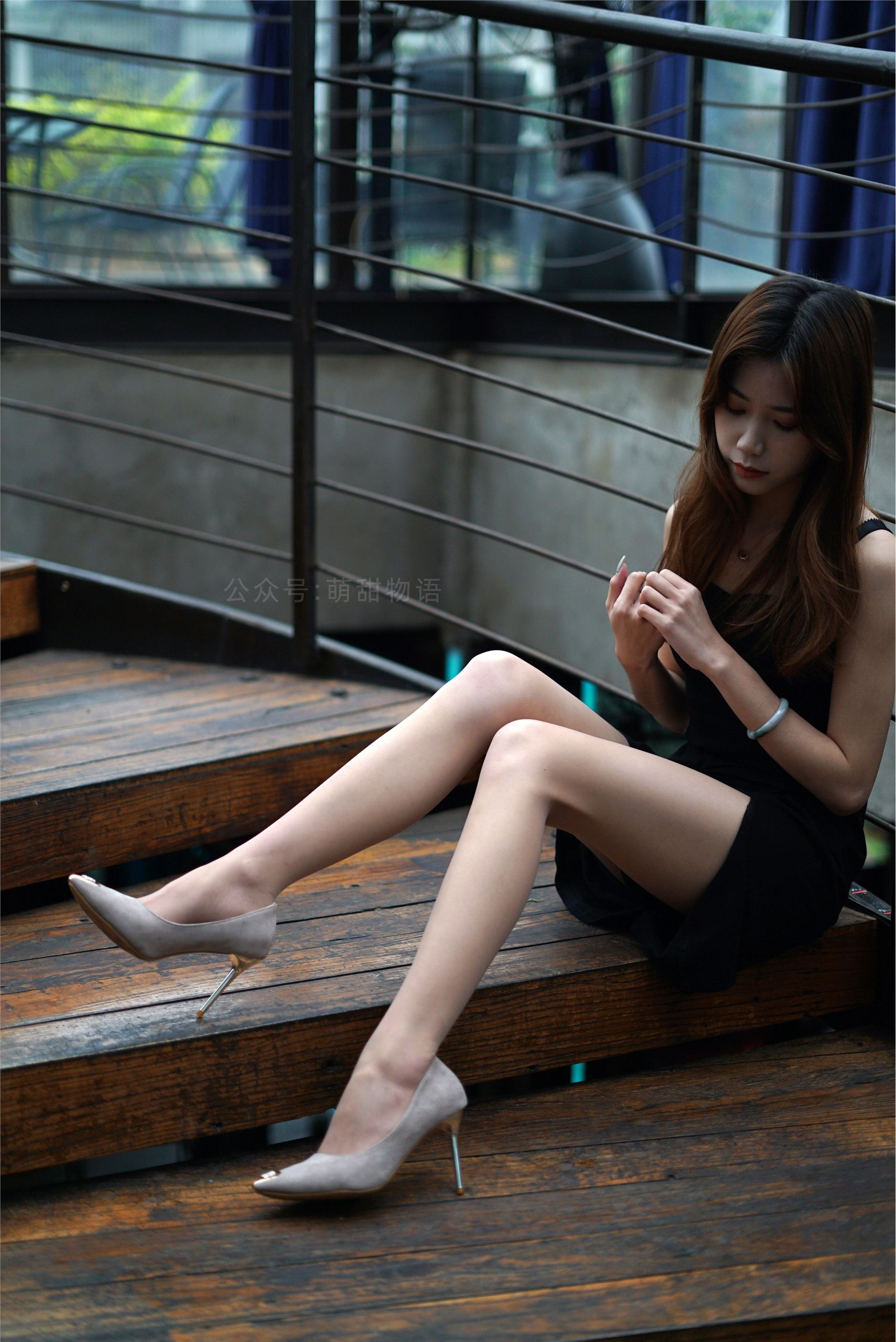 萌甜物语 XM146《媚人开叉裙-琪琪》